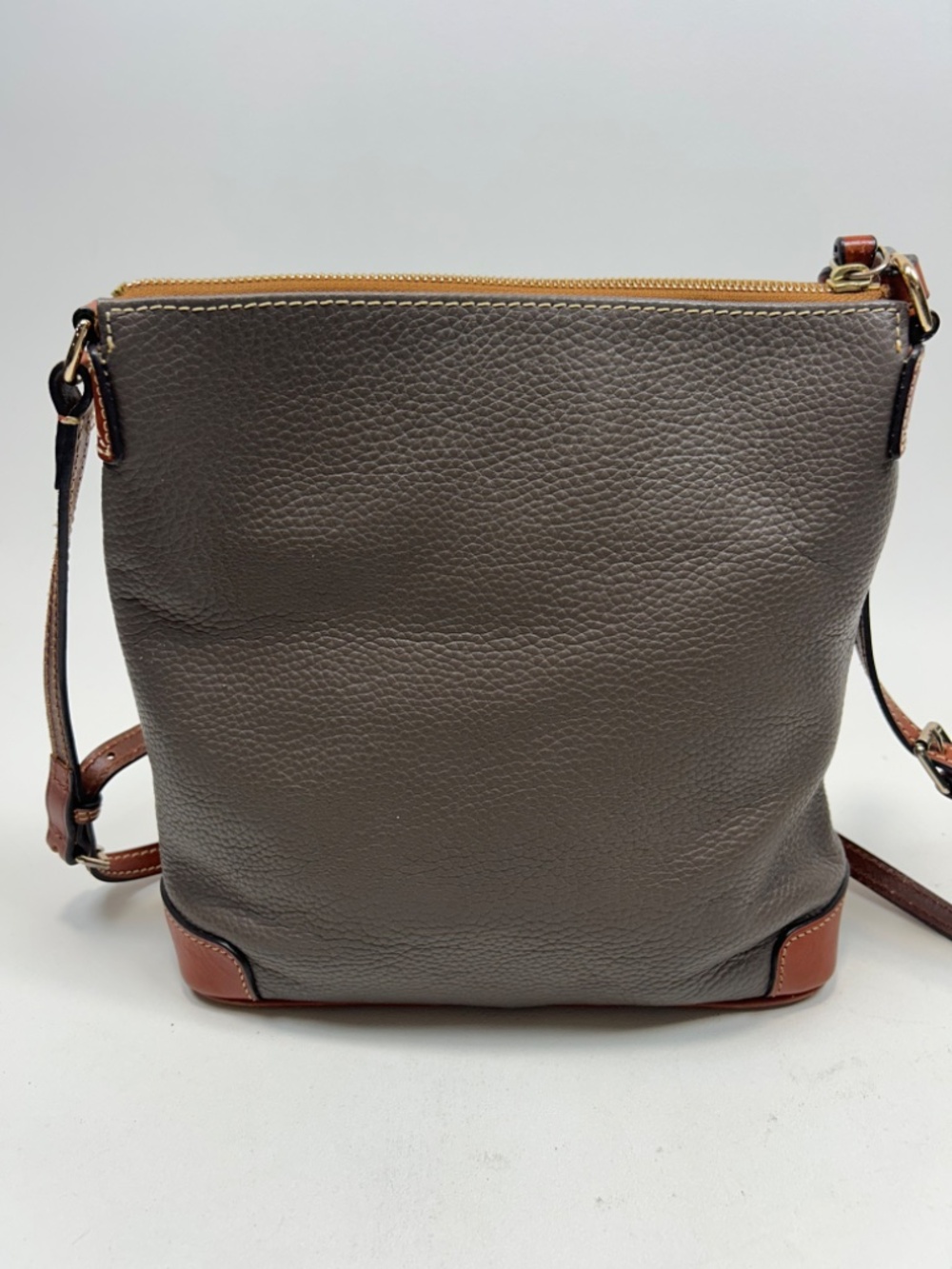 DOONEY & BOURKE Pebbled Grain Leather Crossbody Dark Grayish Taupe $268 - Picture 3 of 12